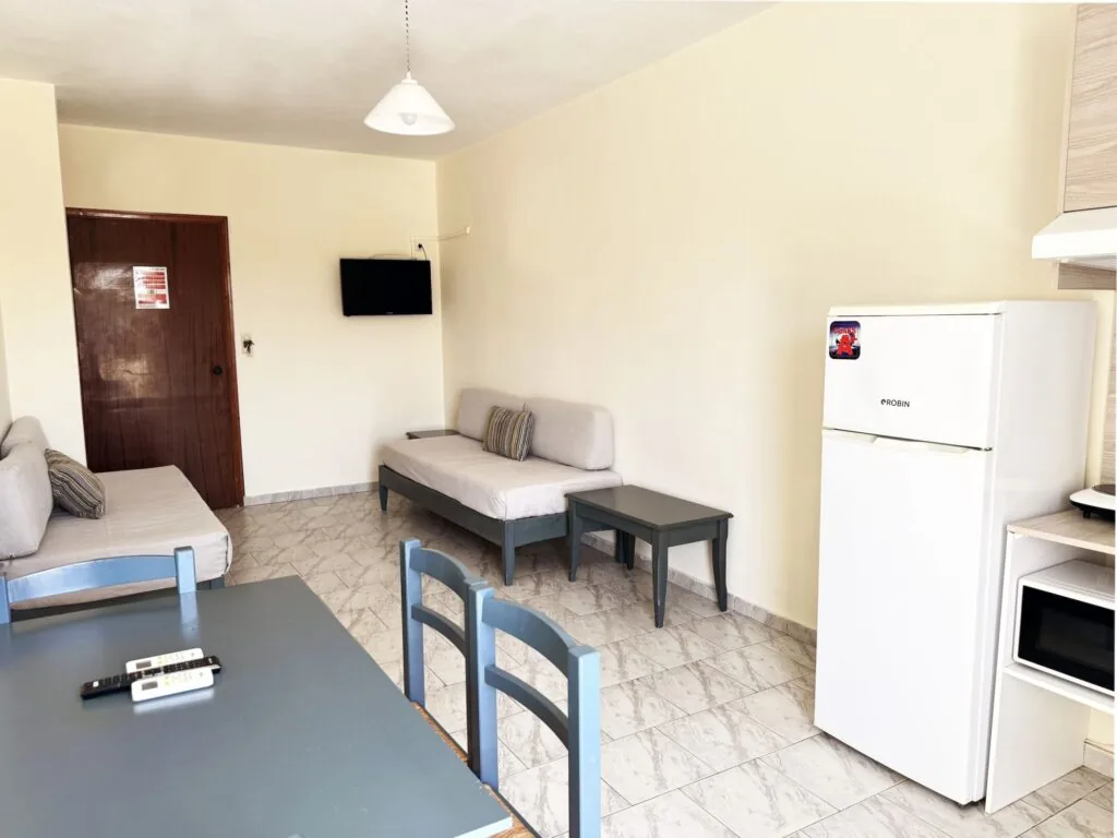 Side Sea-View Apartments