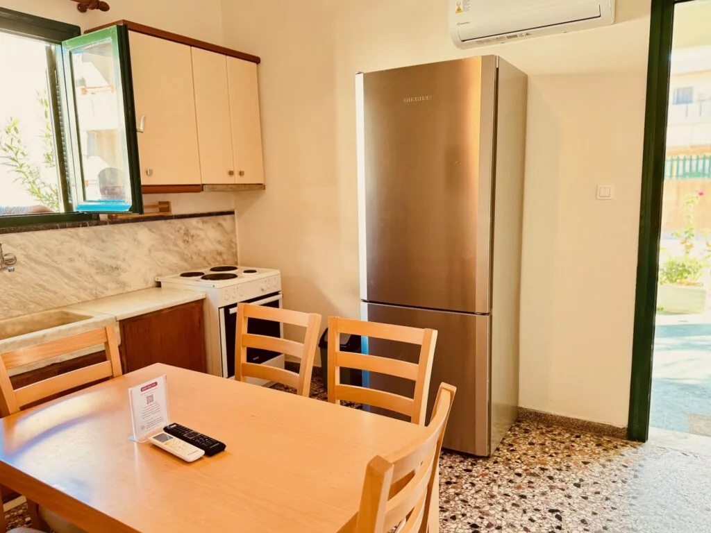 Domenica Beach Apartments