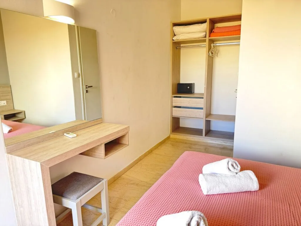 Domenica Beach Apartments
