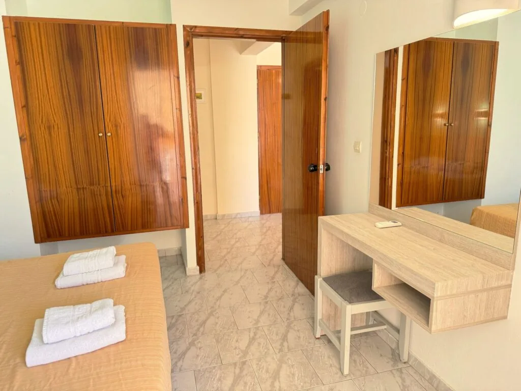 Domenica Beach Apartments