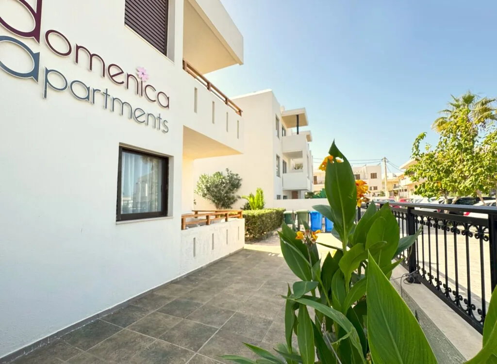 Domenica Beach Apartments